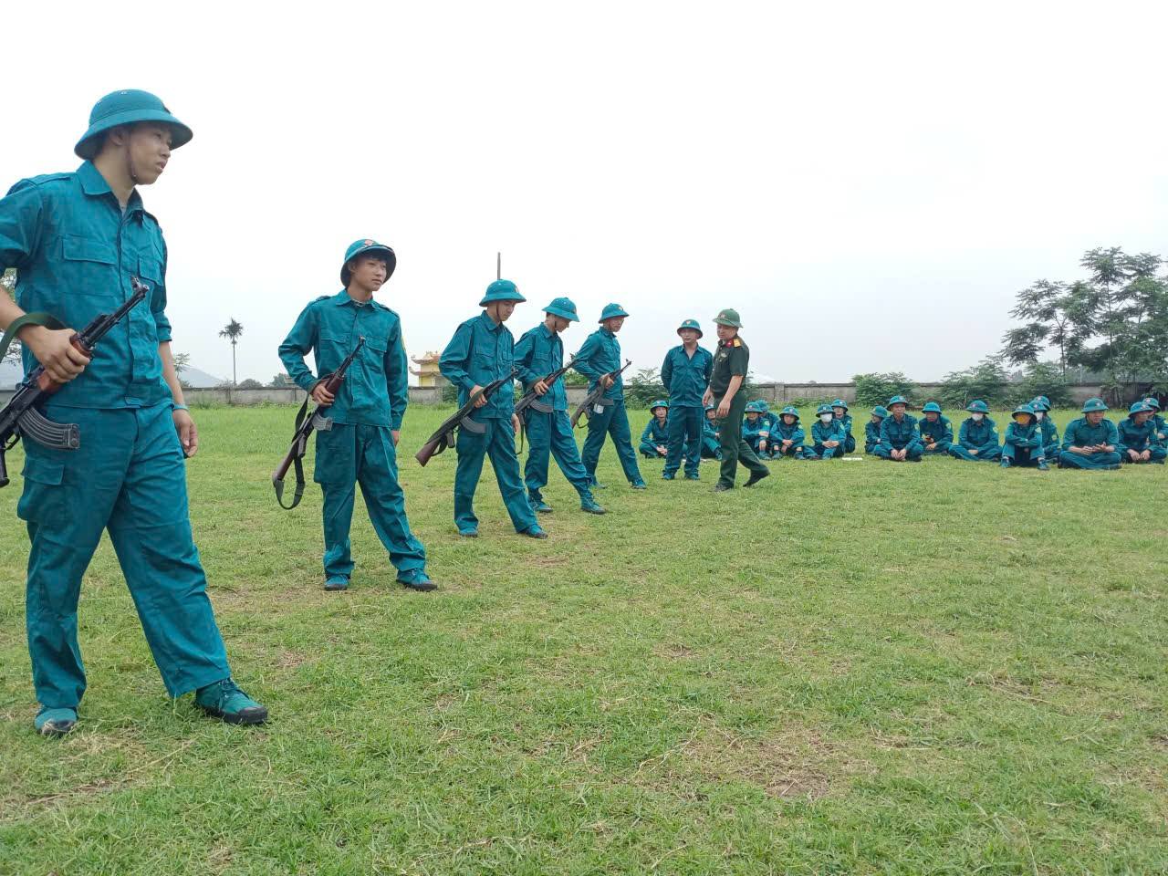 phu-lang-dan quan tu ve