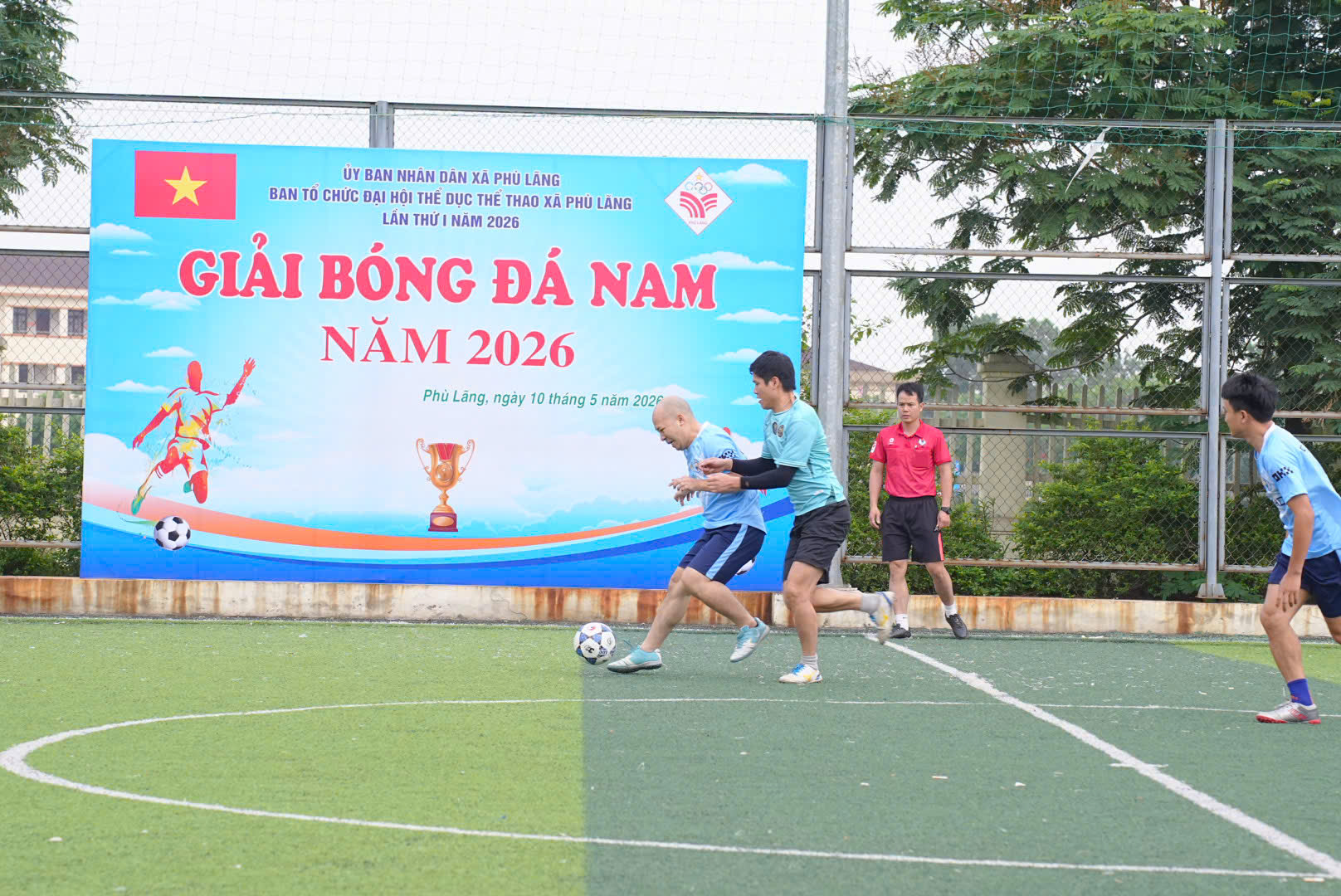 phu lang- bong da