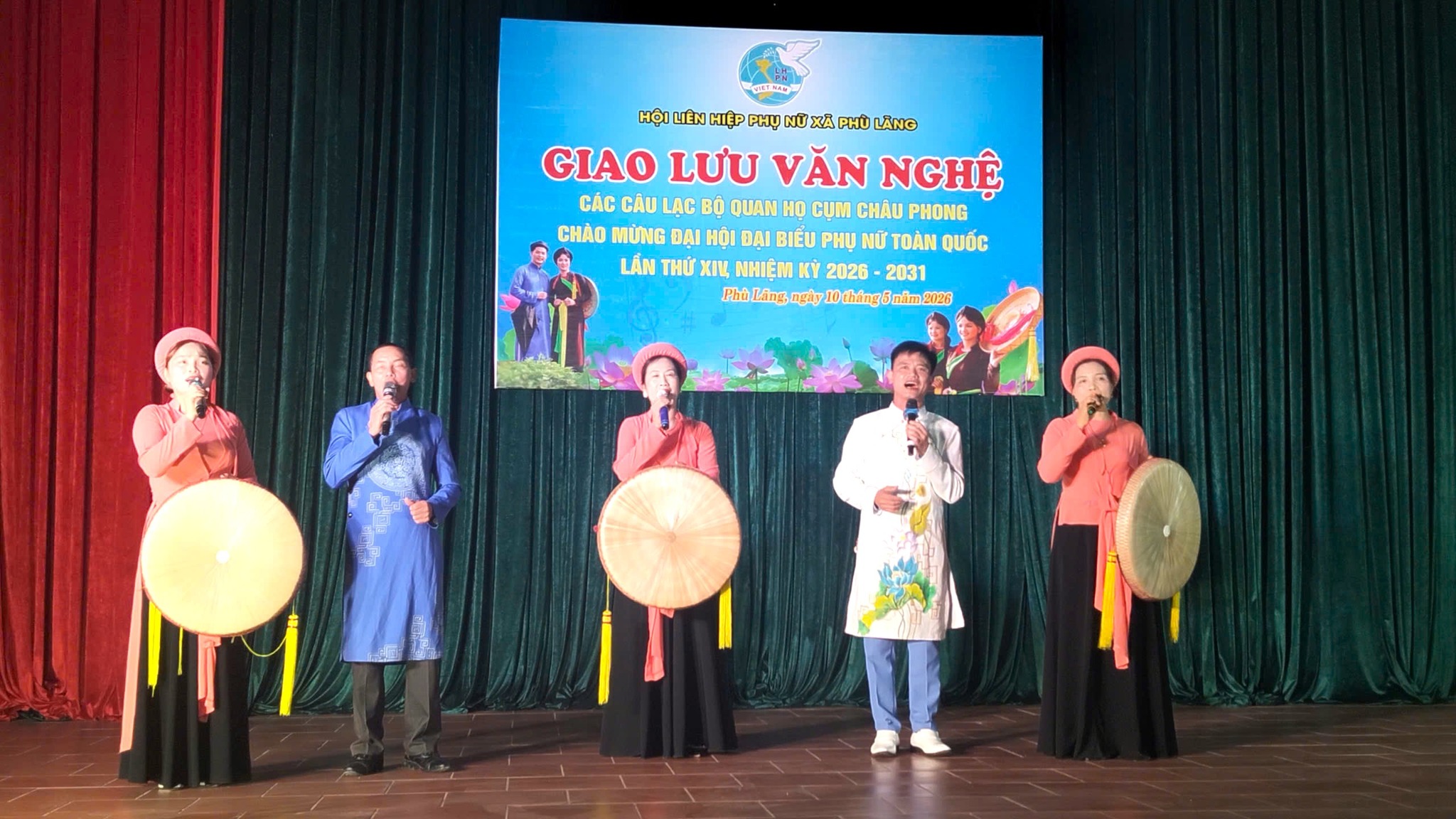 clb quan họ-bac ninh- phu lang