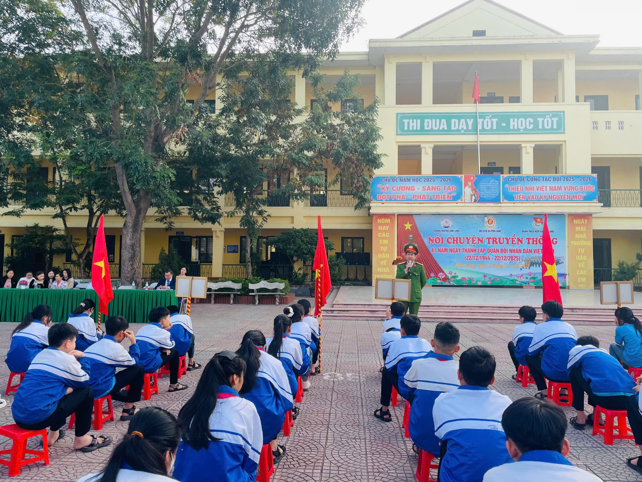 xa phu lang- tieu hoc duc long- ATGT - khong dot phao hoa